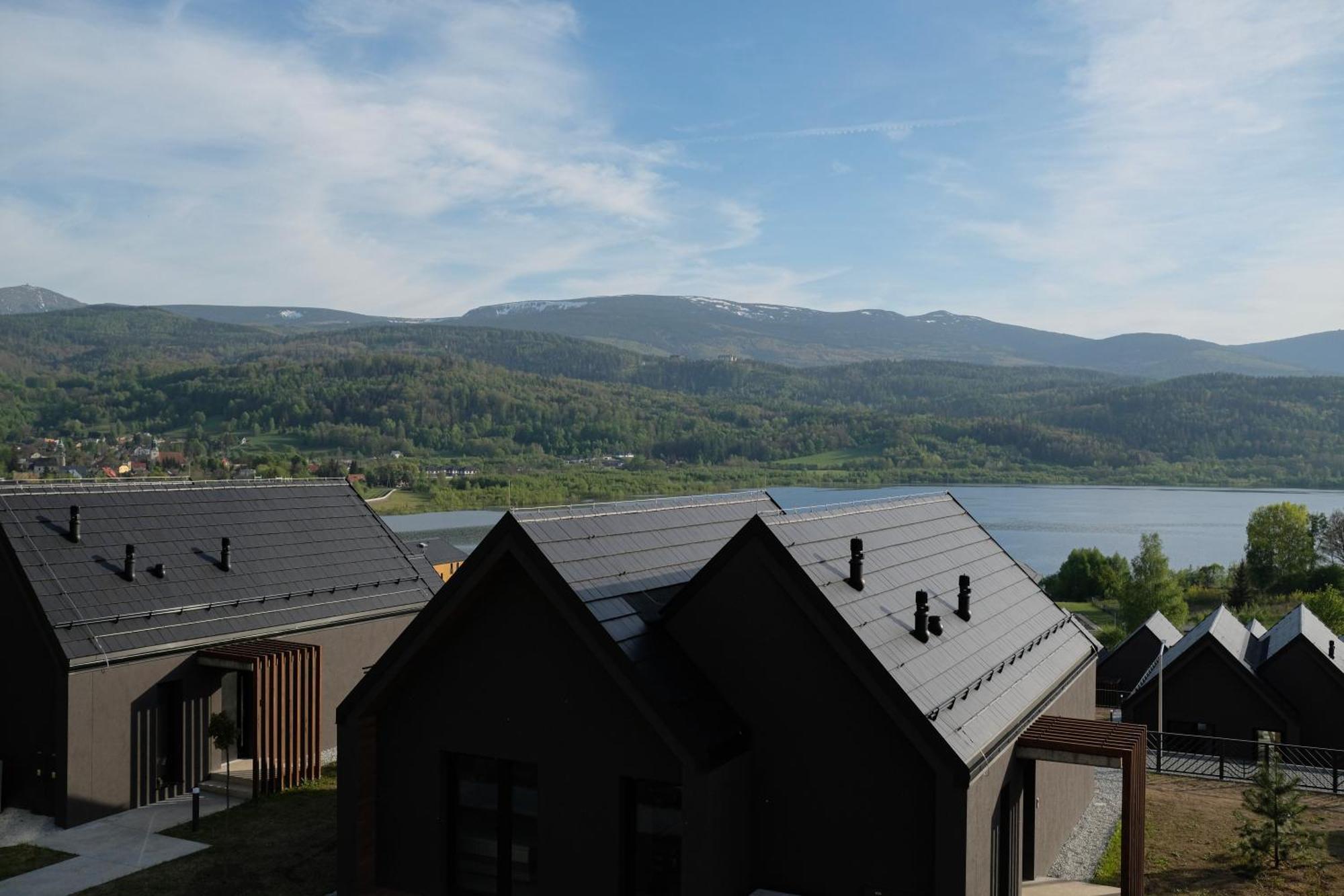 Wille W Lake Hill Karkonosze Resort & Spa Sosnówka Buitenkant foto