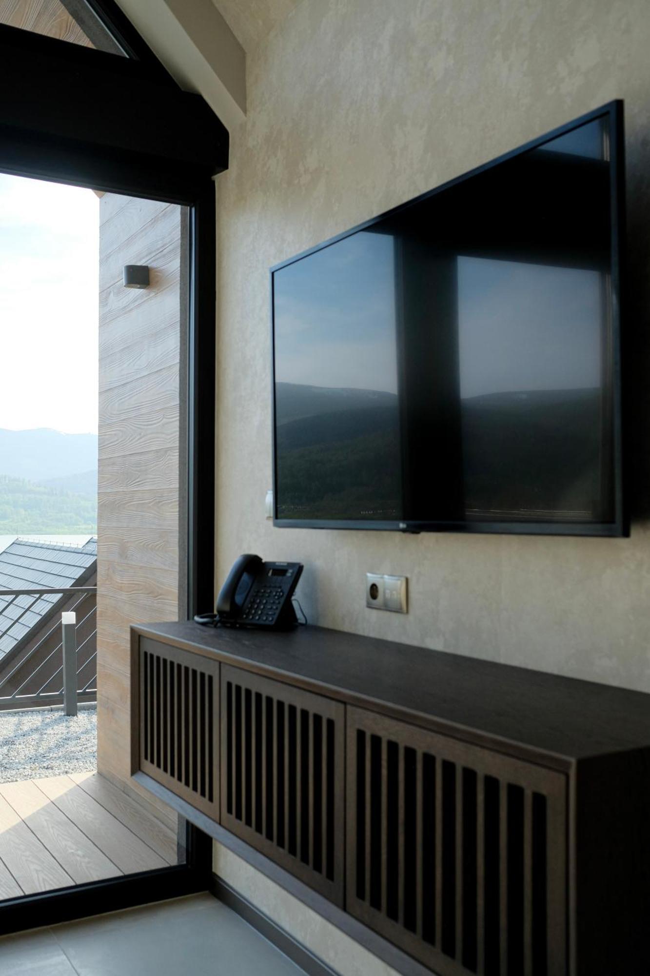 Wille W Lake Hill Karkonosze Resort & Spa Sosnówka Buitenkant foto
